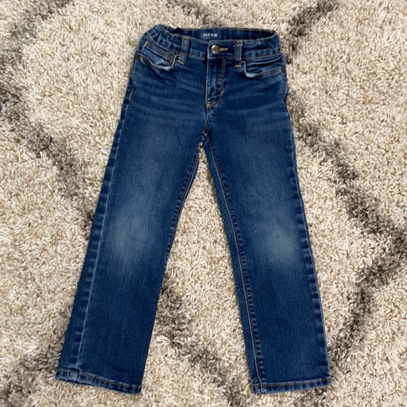 2 Pairs of Old Navy Straight Jeans - Picture 6 of 7